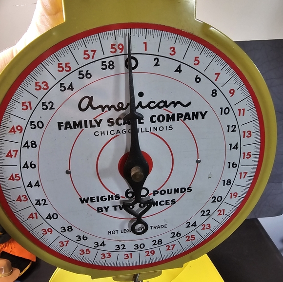 Vintage yellow American Family Scale company Chicago Illinois - Picture 2 of 5